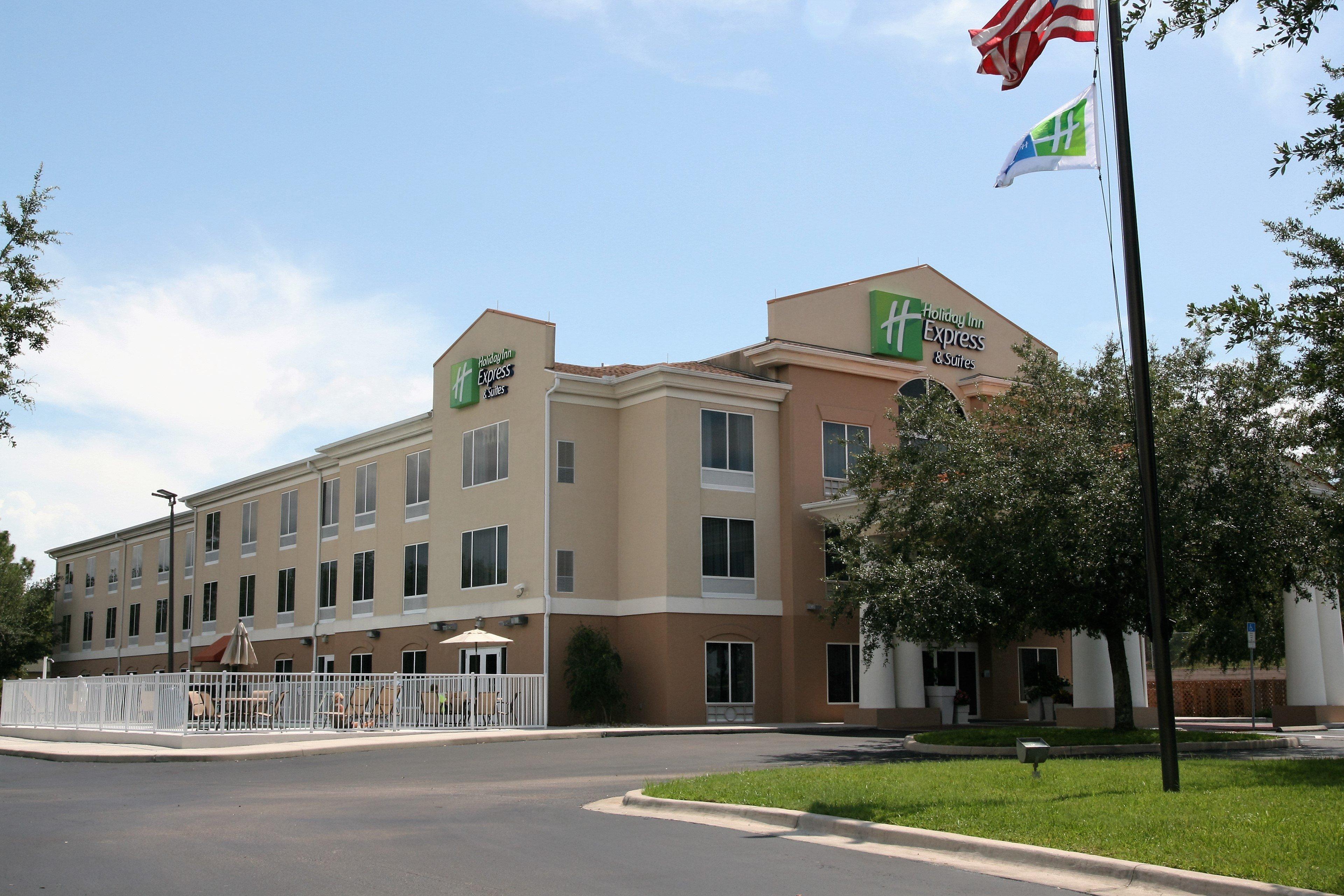 Holiday Inn Express Hotel & Suites Brooksville West, An Ihg Hotel Экстерьер фото