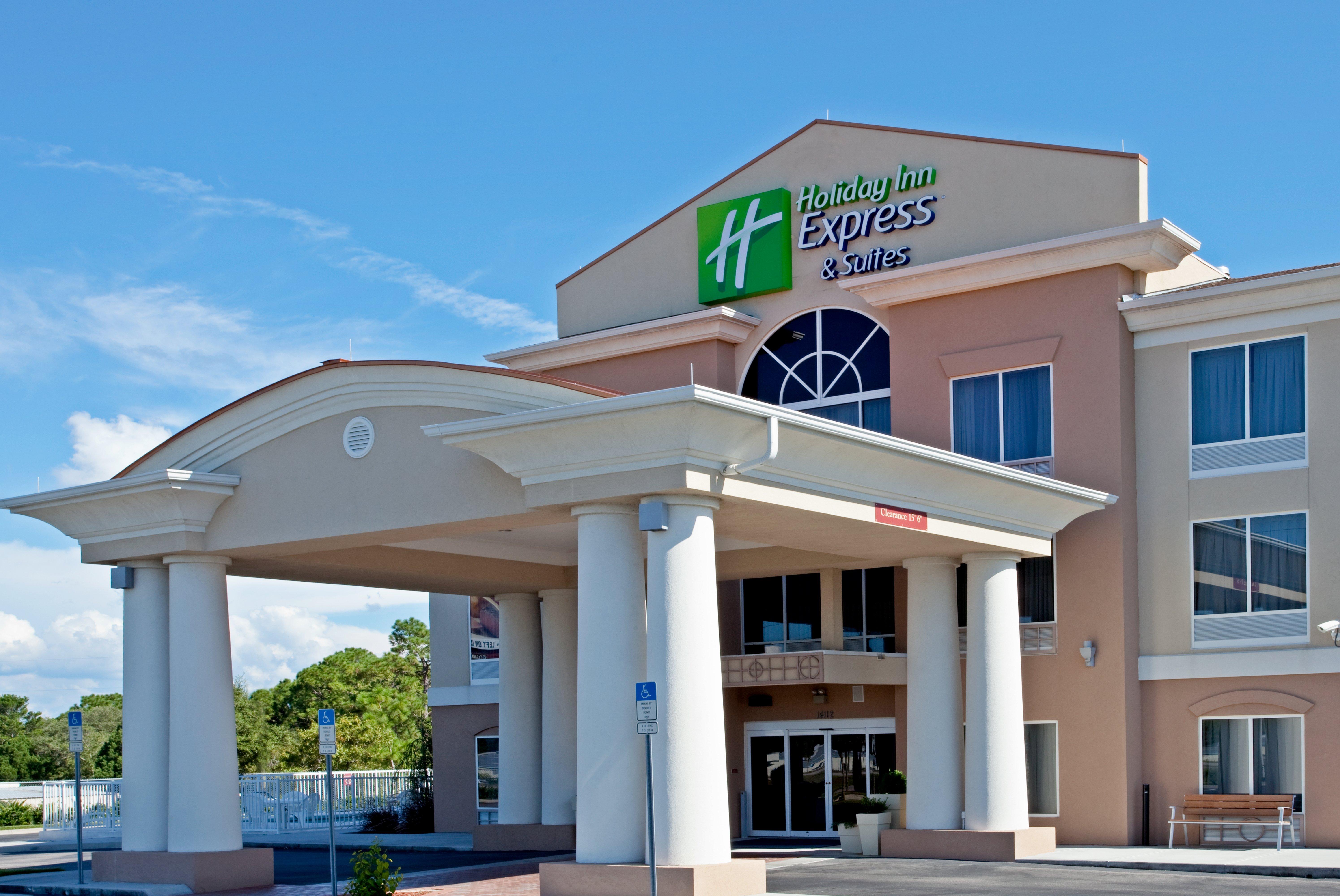 Holiday Inn Express Hotel & Suites Brooksville West, An Ihg Hotel Экстерьер фото