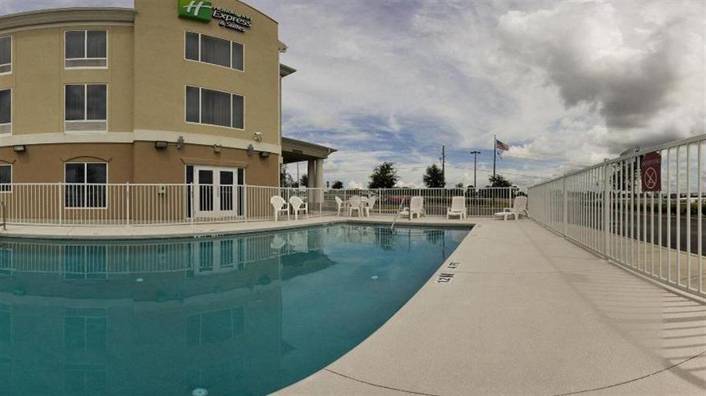Holiday Inn Express Hotel & Suites Brooksville West, An Ihg Hotel Экстерьер фото