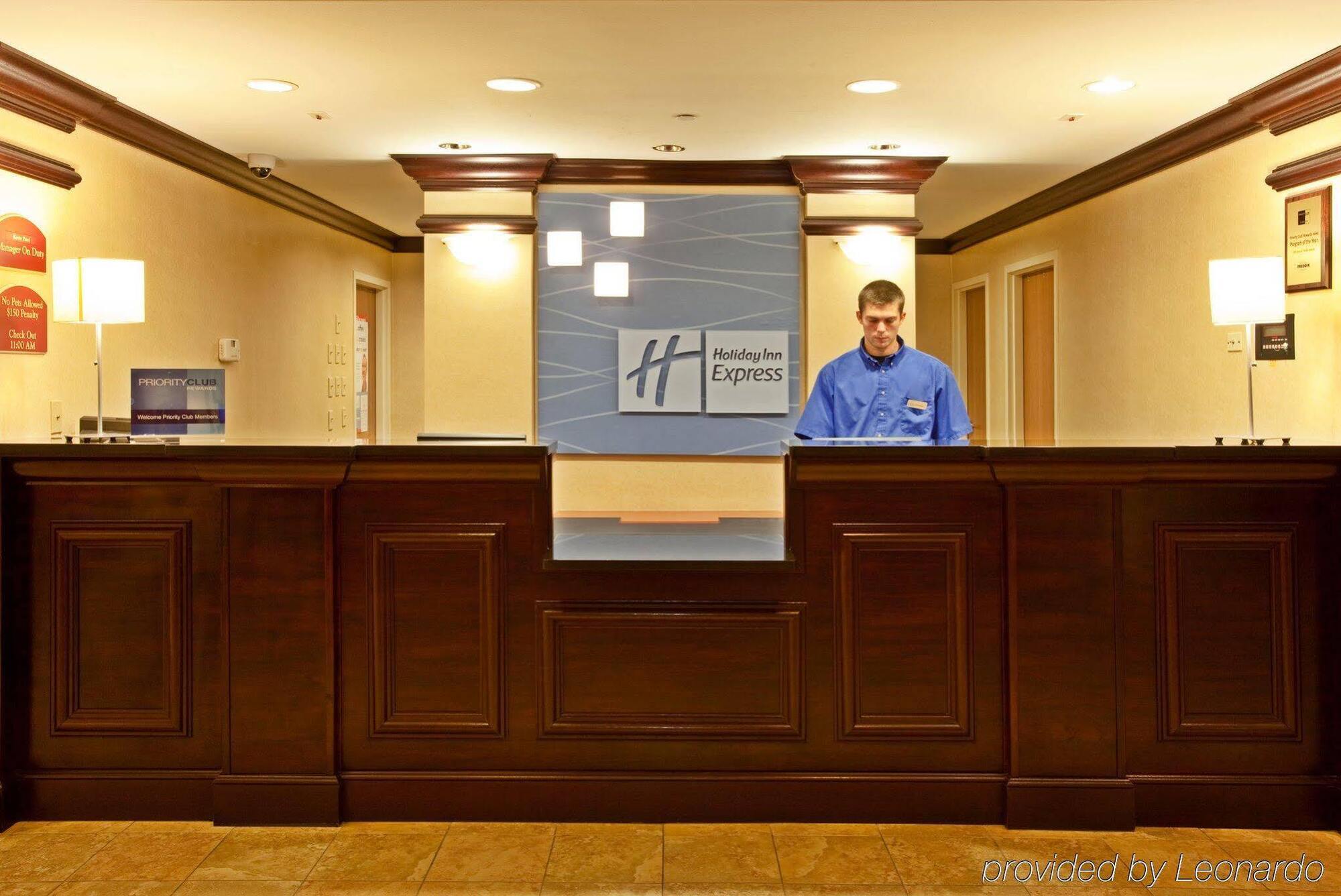 Holiday Inn Express Hotel & Suites Brooksville West, An Ihg Hotel Экстерьер фото